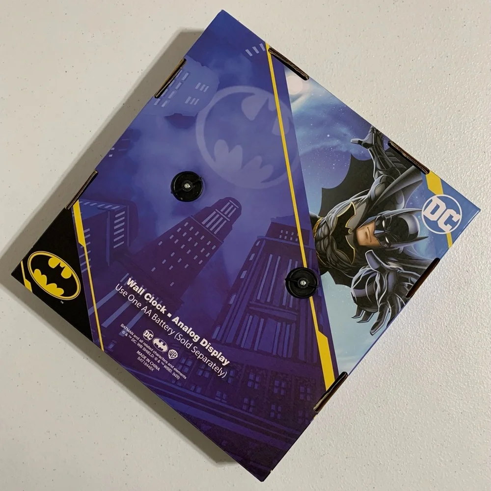 Batman Analog Wall Clock-New in Box